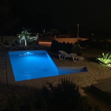 Villa Santa Barbara Врси Экстерьер фото